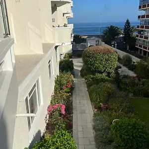 Sea Point Kingsgate No 10 Apartment
